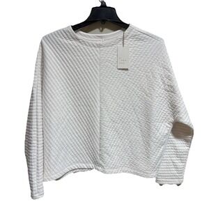 A New Day White Quilted Cream Sweater pullover Size M NWT target